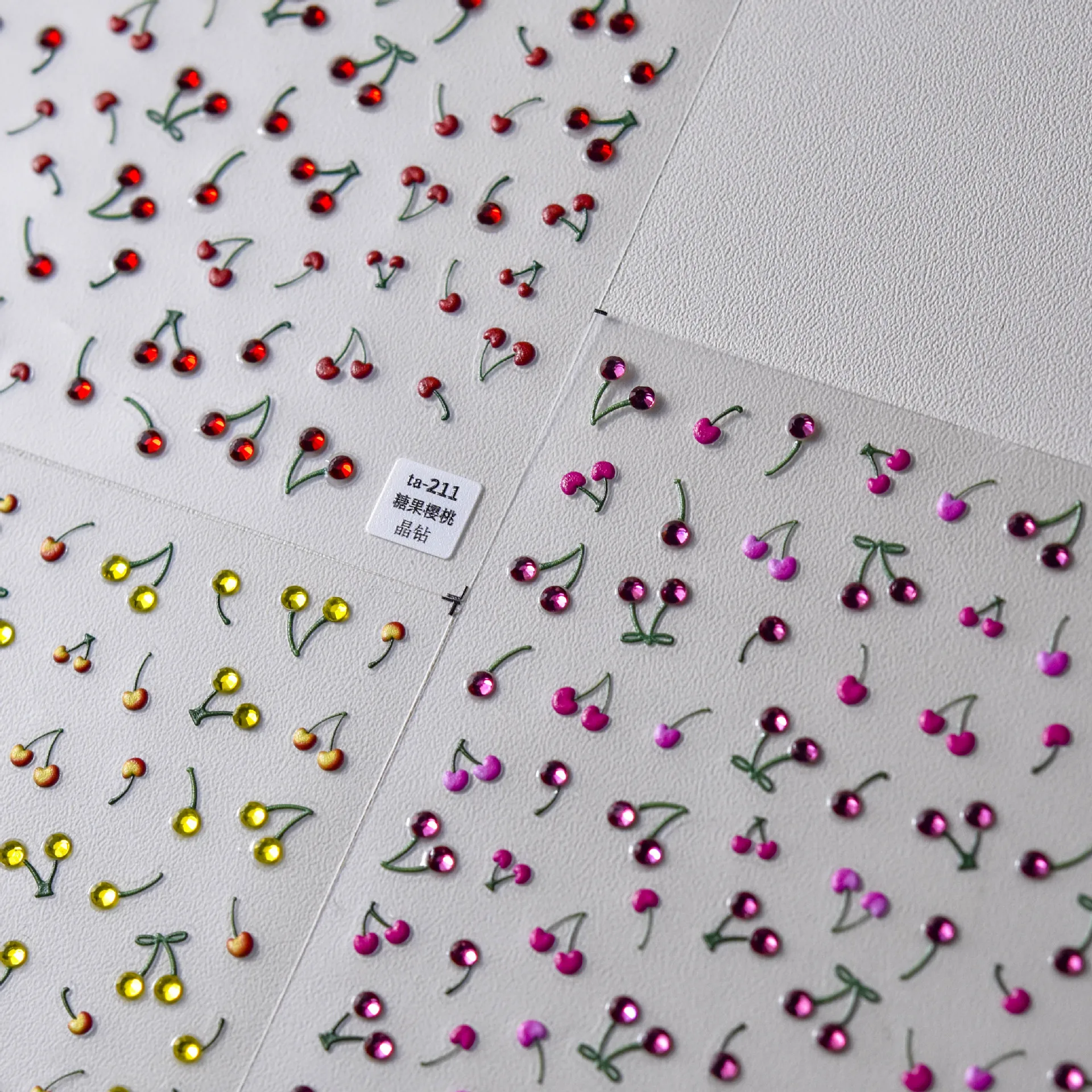 1 sztuk 5D luksusowe czerwone różowe żółte wiśniowe naklejki do paznokci słodkie Kawaii owoce ozdoby do paznokci naklejki samoprzylepny suwak transferowy DIY