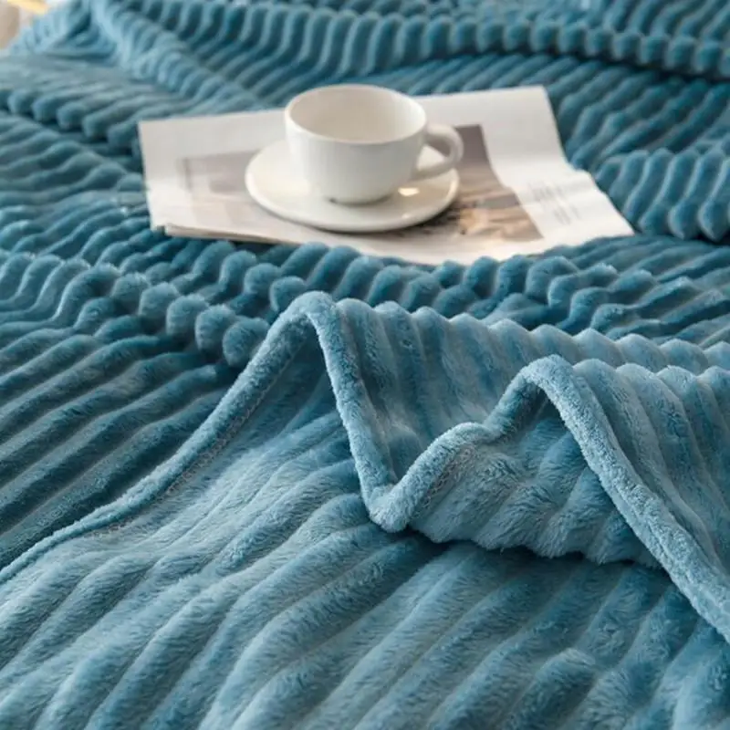 32 Cheap High quality Hot sale 200x230cm brand plaid Blanket super soft throw fleece blankets on the bed winter plaid bedspreads