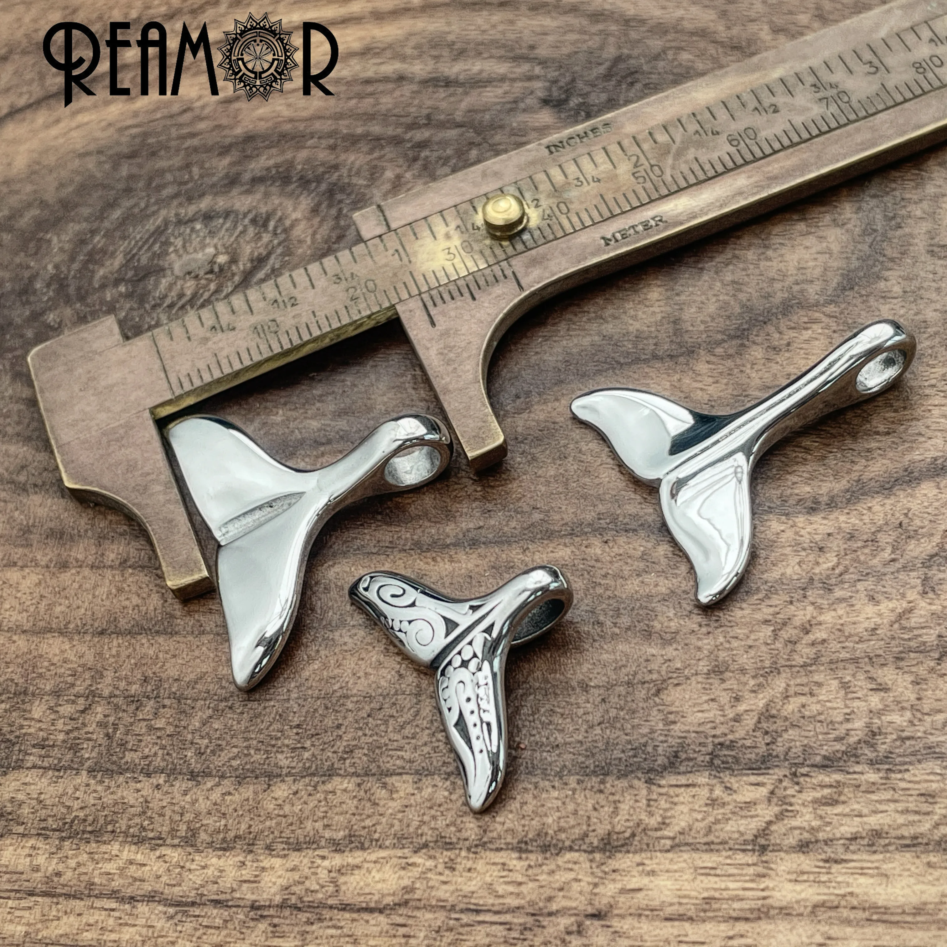 REAMOR 2pcs 316l Stainless steel Fishtail Necklace Pendant Charms For Leather Bracelet Hook Clasp Jewelry Making DIY Accessories
