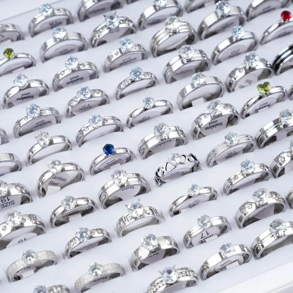 Wholesale 50Pcs/lot Mix Style Rhinestone Stainless Steel Rings Wedding Fashion Women Mens Ring Party Gifts