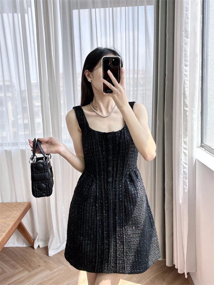 

Black woven dress, tweed camisole short skirt, female actress, elegant socialite style, classic temperament glitter dress women