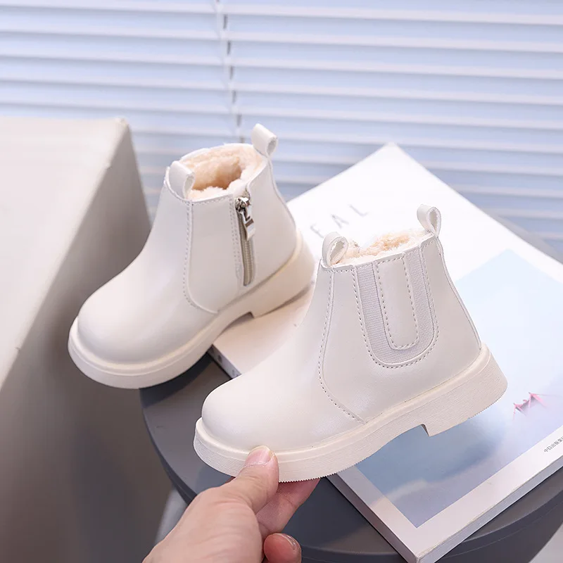 

Детские полусапожки в британском стиле, детские кожаные ботинки с мягкой подошвой, новинка зимы 2024, ботильоны для мальчиков и девочек, однотонные универсальные