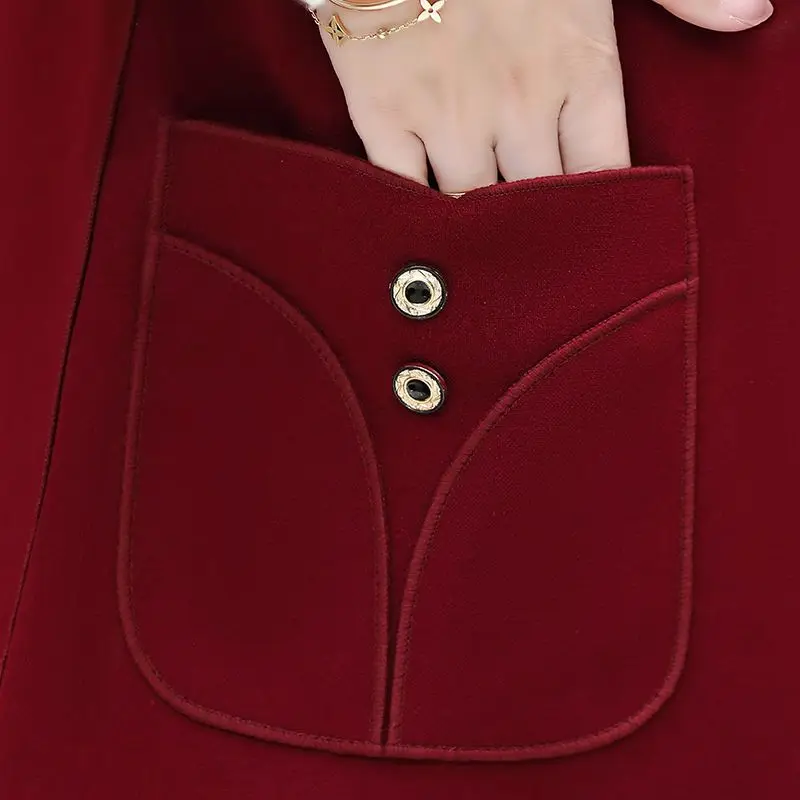Elegant Lapel Button Spliced Pockets Vests Coats Women\'s Clothing Autumn New Loose All-match Tops Office Lady Jackets