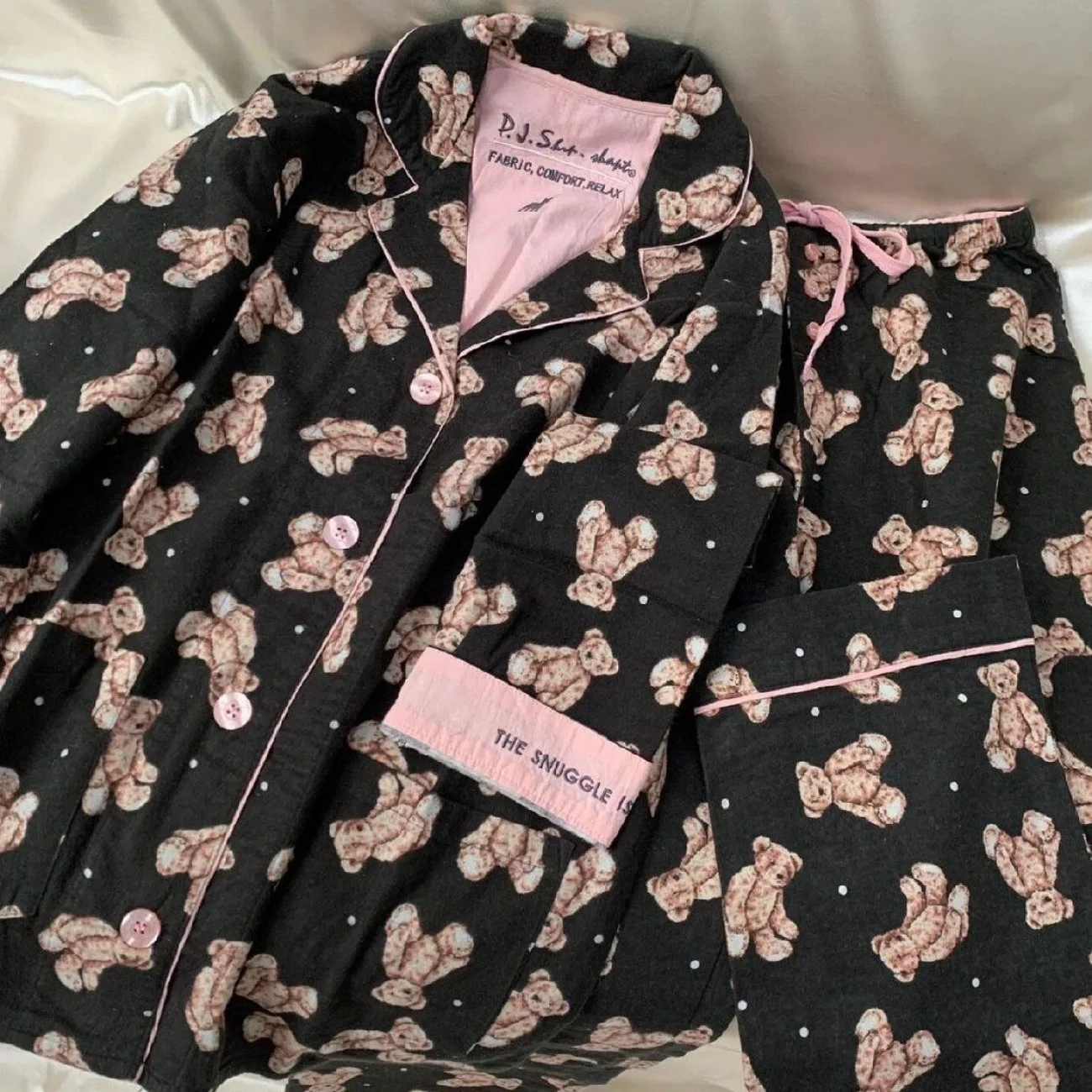 Pigiama a maniche lunghe con stampa carina da ragazza Autunno Inverno da donna Internet Celebrity Style Cardigan Pantaloni Pigiama Set di grandi dimensioni