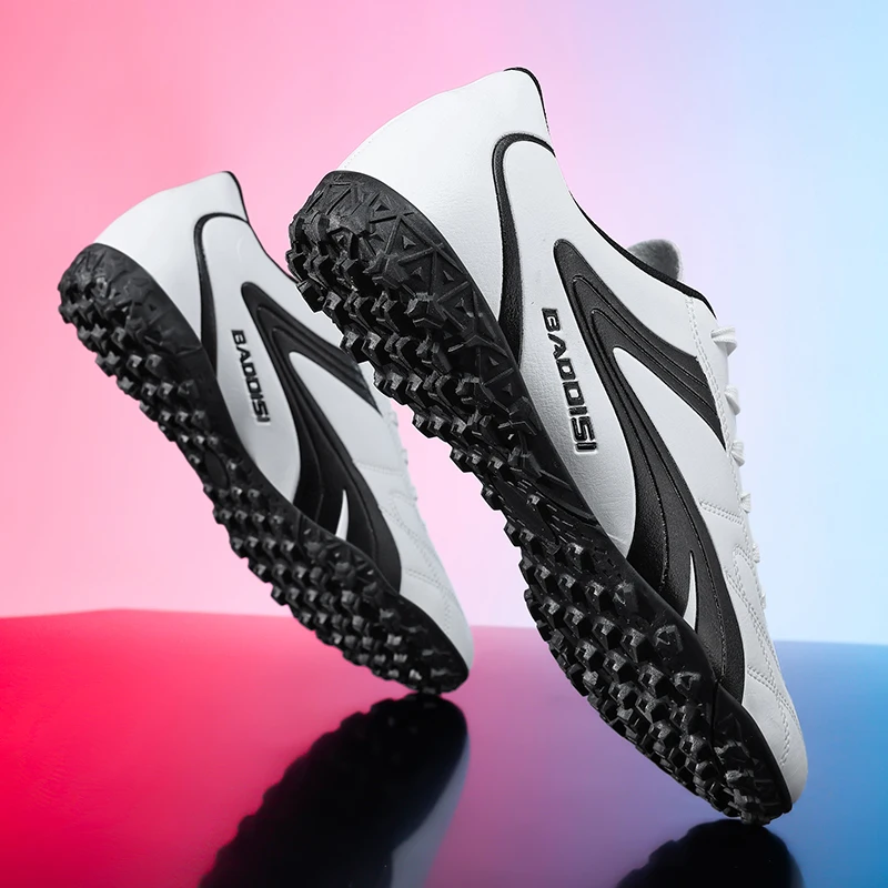 أحذية كرة القدم للرجال TF/AG احترافية لكرة الصالات غير قابلة للانزلاق أحذية كرة القدم للجنسين أحذية كرة قدم مريحة للاستخدام الداخلي