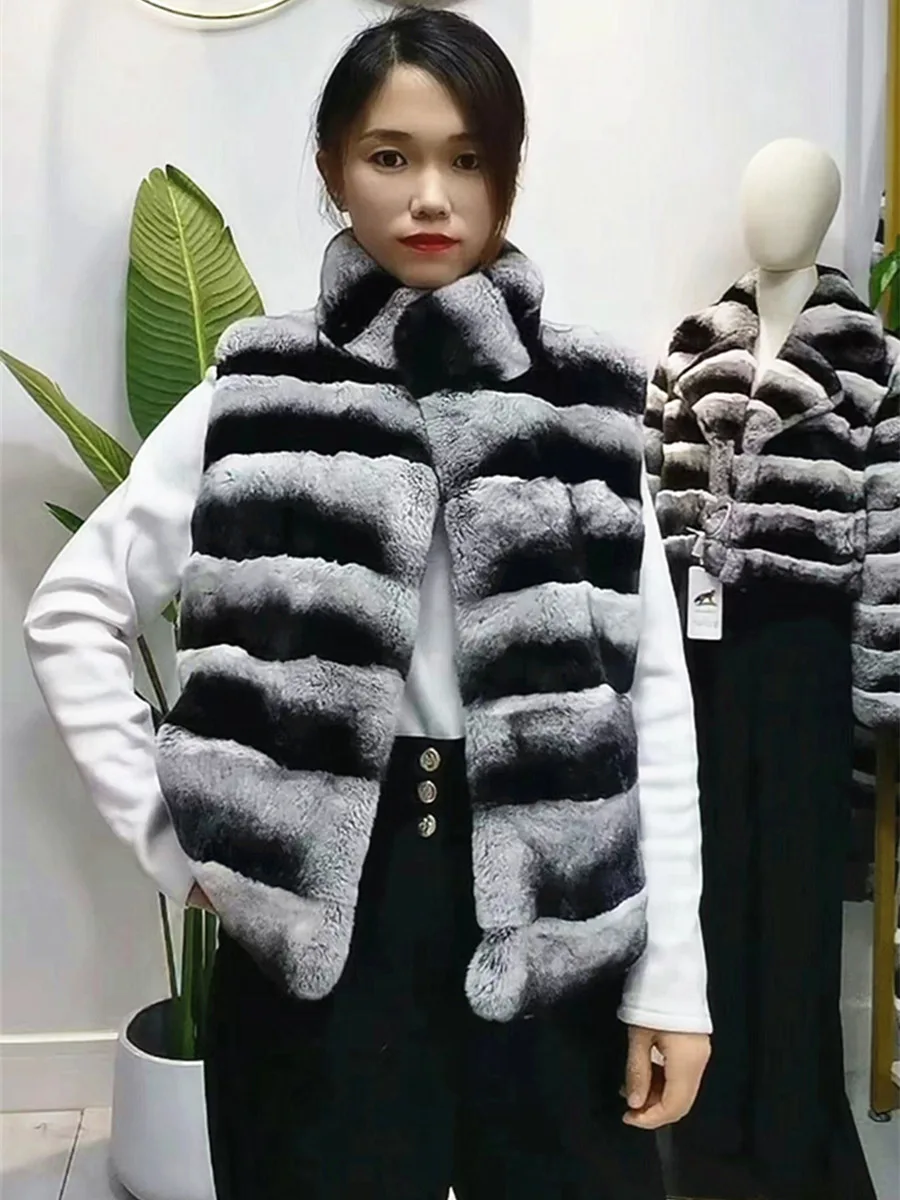 

Real Women Lexus Rex Rabbit fur vest female Natural fur