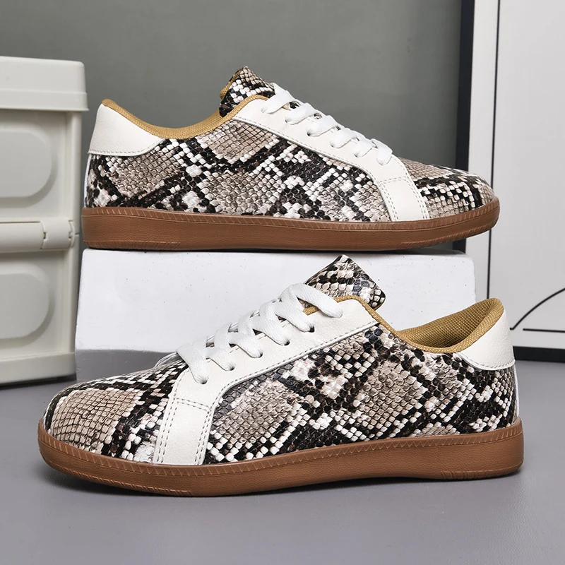 

Men Women Shoes Classic Walking Shoes Women's Sneakers Man Skateboard Shoe Woman Sports Shoes Vulcanize Male Casual Sneakers