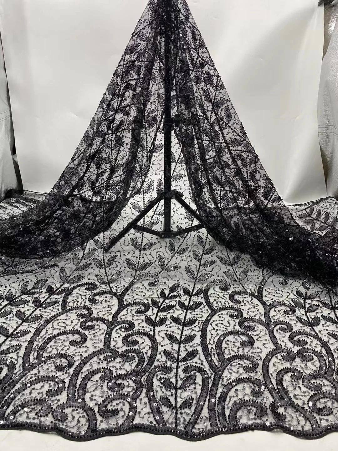 Black African Sequence Sequins Lace Fabric 2022 5 Yards Luxury High Quality French Nigerian Beaded Lace Fabric For Sewing Party