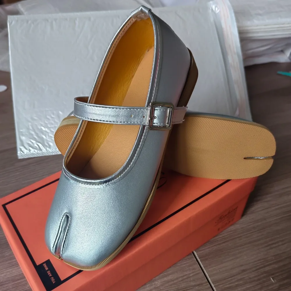 Women Tabis Ninja Ballet Flats Silver Leather Split Toe Shoes Plus Size 42 Champagne Loafer Mary Janes Buckle Pumps Footwear