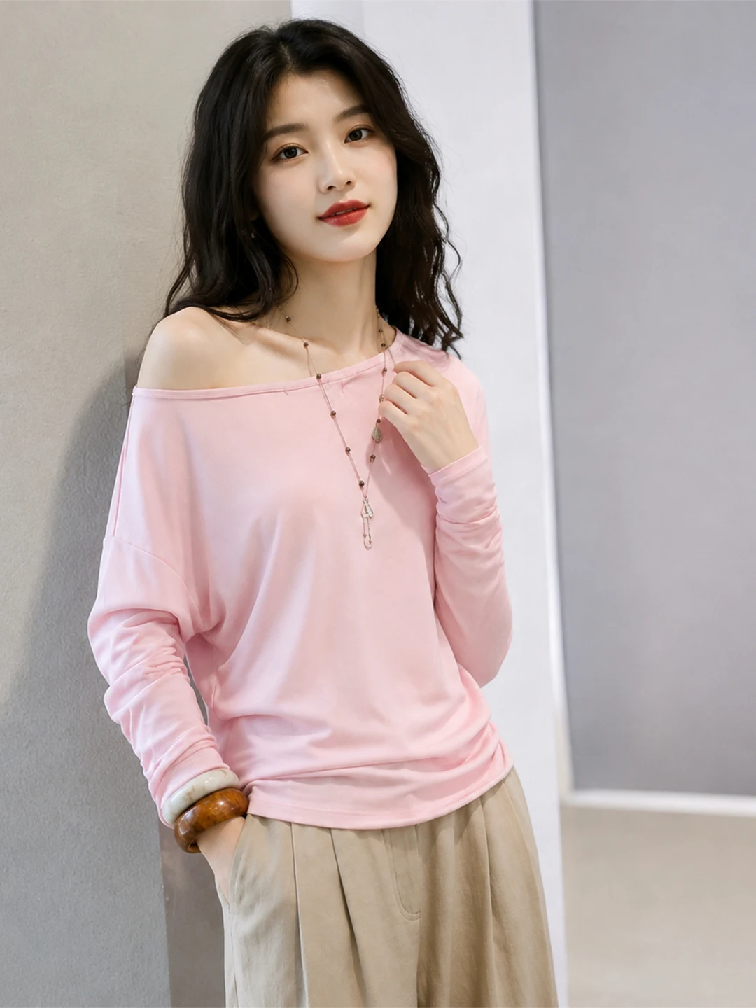 Sweet Shoulder Bared Long Sleeve Commute Style Sun Protection Slant Collar Top Elegant Slimming Age Defying Silk Women's Shirt