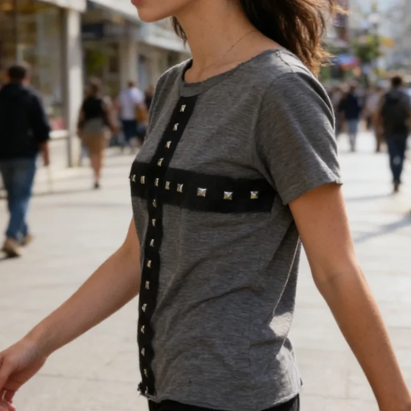 

Gothic Women Short Sleeve T-Shirt Sexy Loose Chic Metal Patch Design Cross Print Crop Top Y2K Harajuku Hip Hop Hottie Streetwear