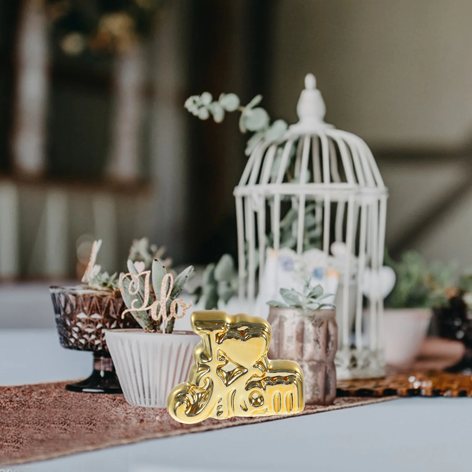 

Sentimental Gold Decor for Women Mothers Decoration Mother's Day Table Centerpieces Desktop Ornament