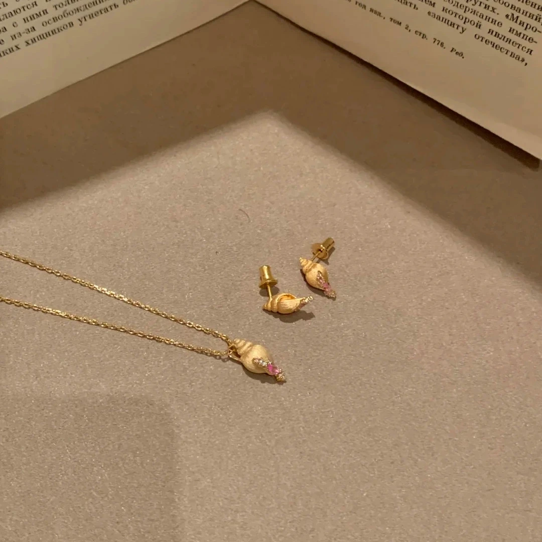 Retro Exquisite Marine Life Conch Design Gold Color Pendant Necklaces Pink Zircon Earrings 2026 Summer Jewelry Sets For Women