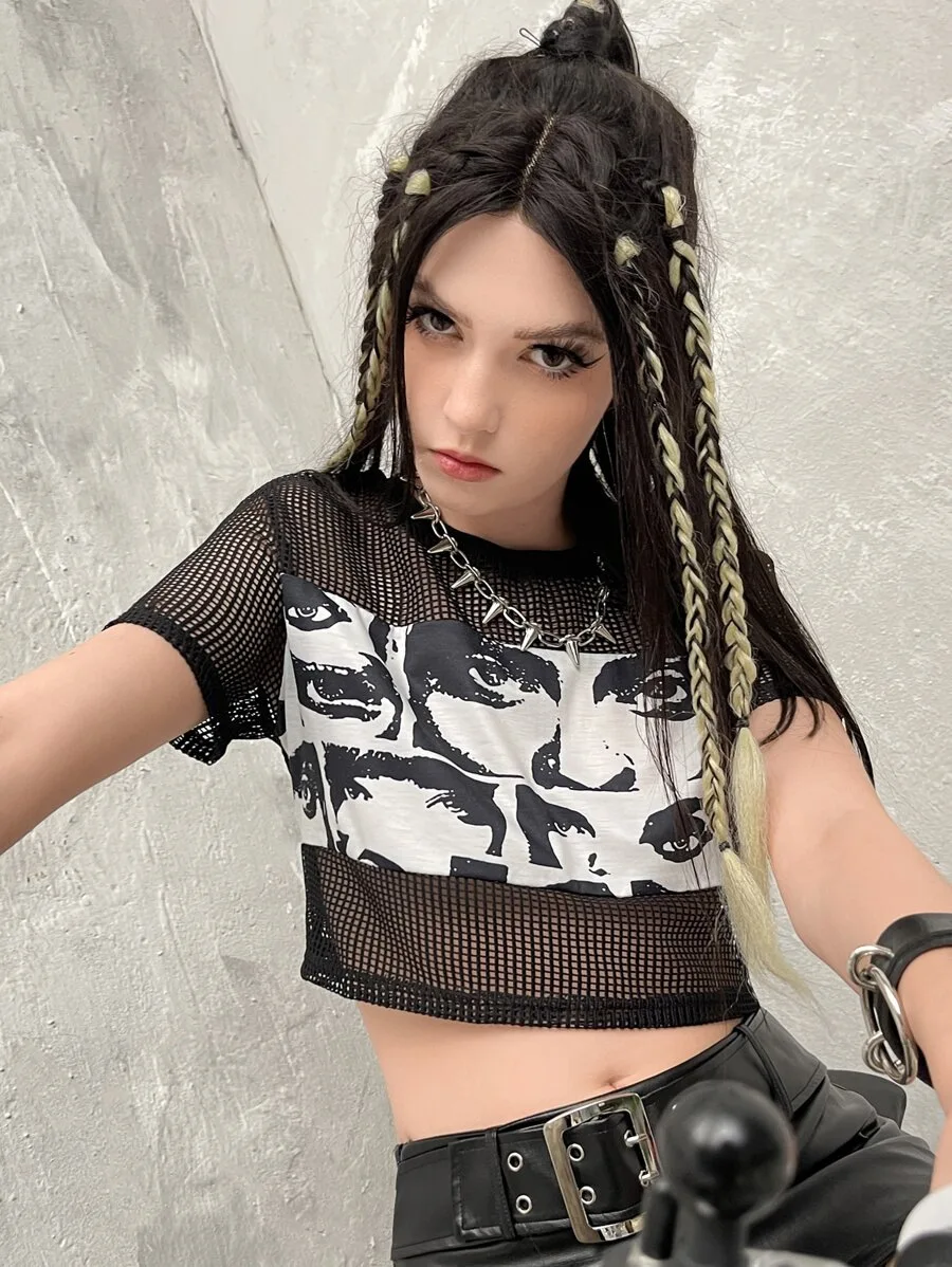 2000년대 섹시 핫걸 펑크 힙합 애니메이션 패턴 프린팅 메쉬 반팔 크롭탑 캐주얼 스트리트웨어 라운드넥 홀로우 티셔츠