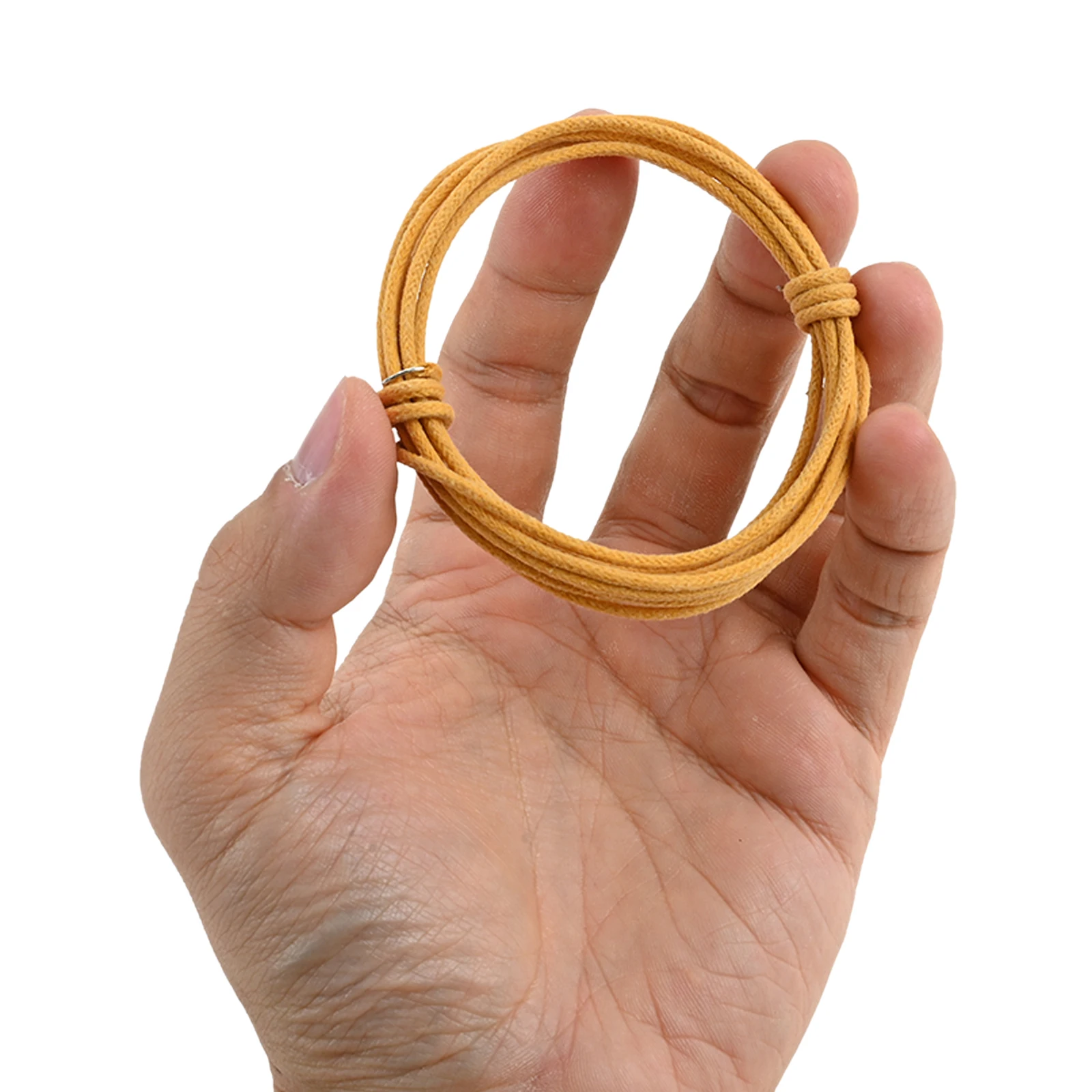 

3Pcs 1.5m Cloth-Covered Braided Guitar Wire Single-Core Twist Core Bendable for Electric Guitar Black/White/Yellow Three-Color