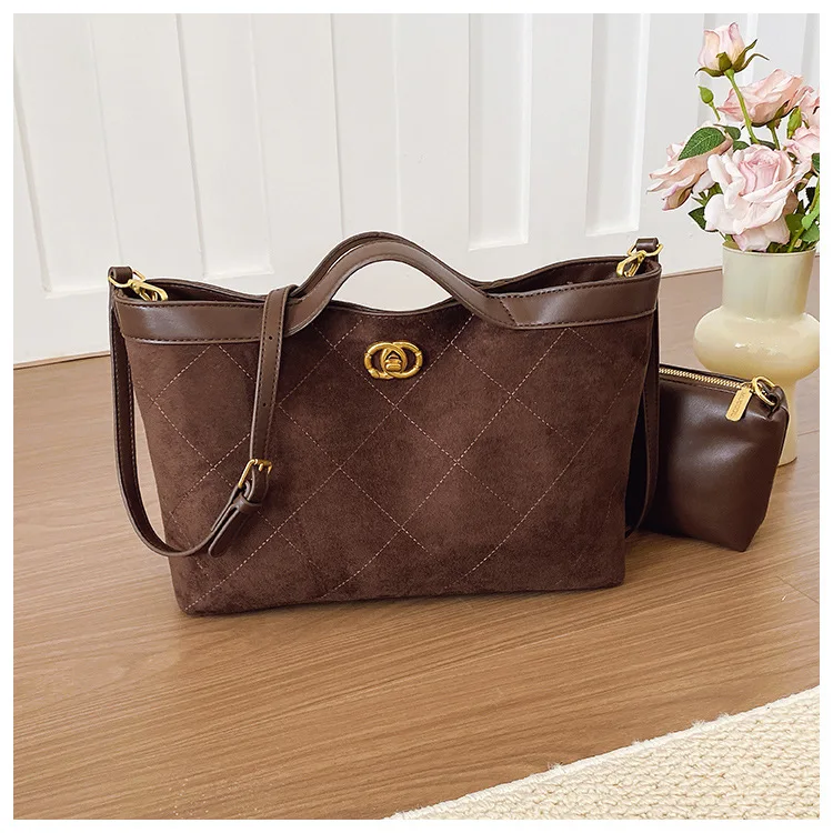 

Vintage Luxury Large Tote Bag for Women, Elegant Oversized Leather Handbag with Crossbody Strap, Chic Retro Office Commuter