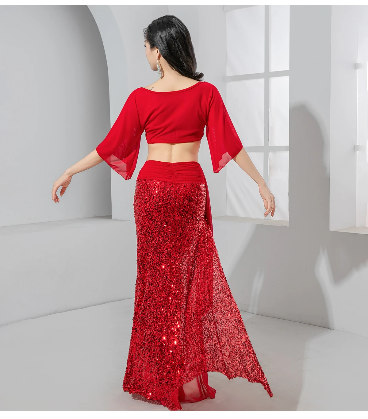 Conjunto de 2 uds de traje de danza Oriental para mujer, traje de danza del vientre de grupo, traje de entrenamiento superior de malla transparente, Falda larga de lentejuelas brillantes