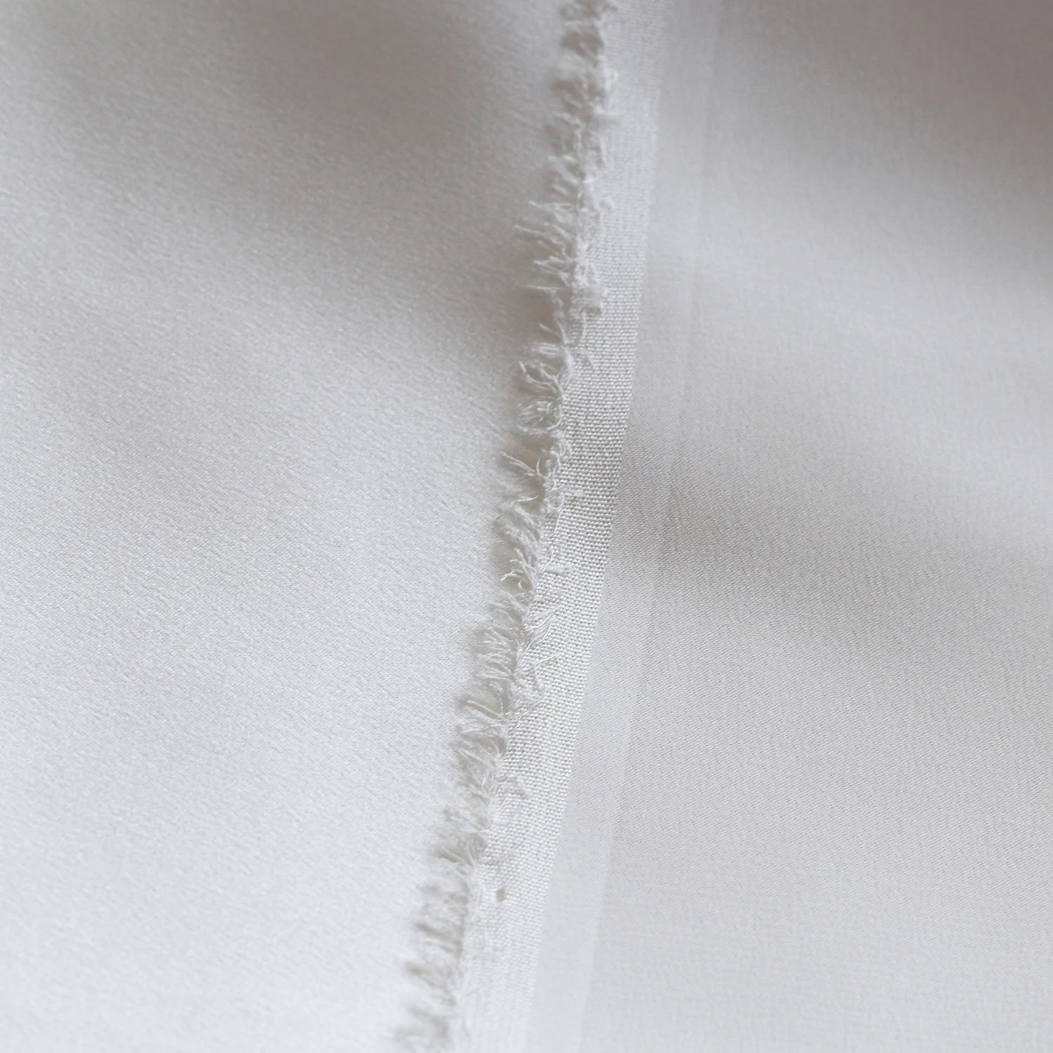 1 Meter DIY Sewing Supplies 100% Pure Silk Nature White Satin Shinny White Scarf Fabric Garment Accessories Soft Silk Charmeus