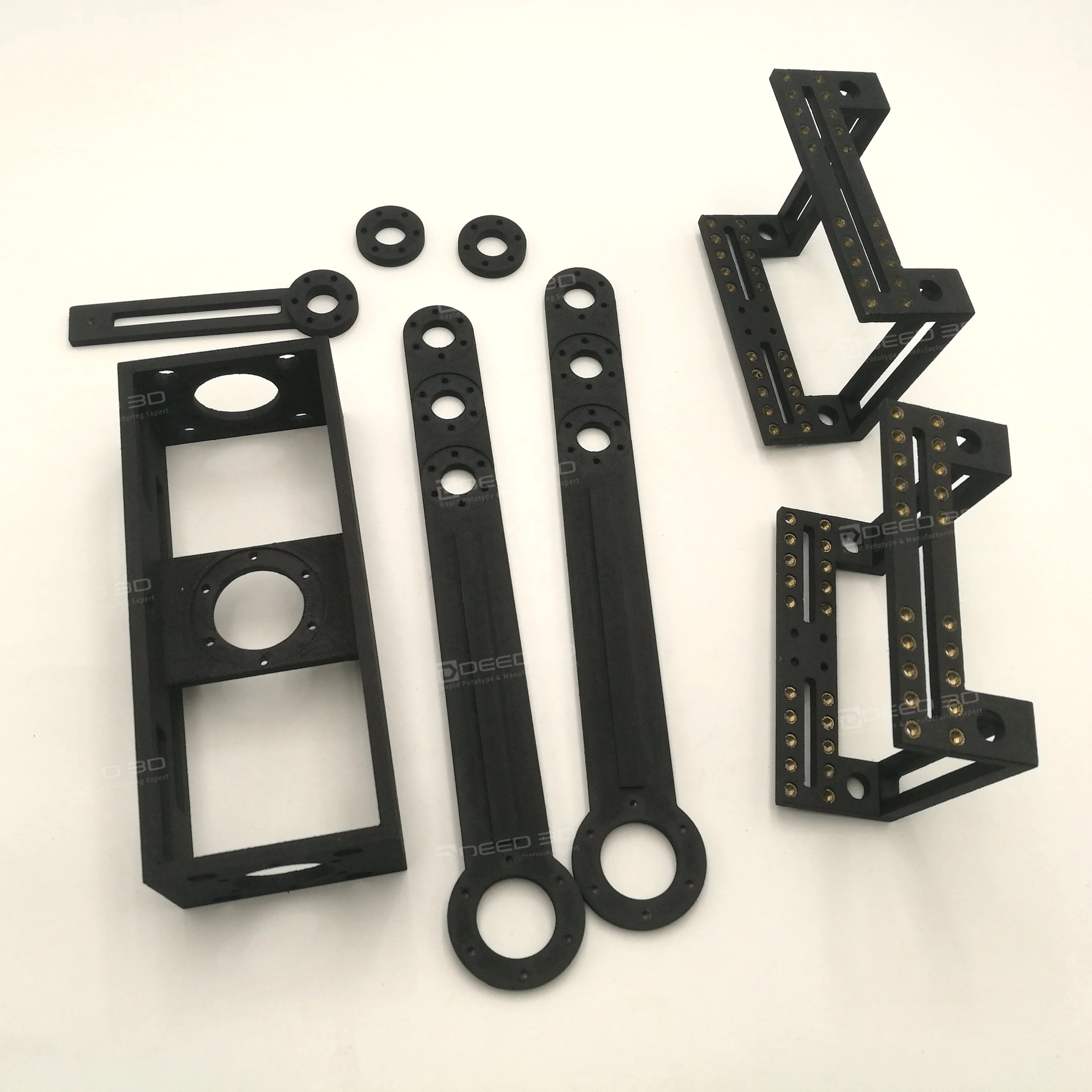 خدمة طباعة احترافية بالنايلون  - مراجعة 3D Printing Online Service وسعره