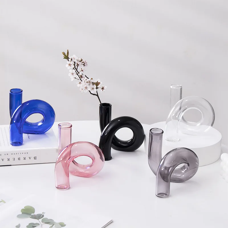 

Decorative Geometric Glass Bud Vase for Home Centerpieces Living Room Office,Abstract Vase for Single Flower and Dry Flowers