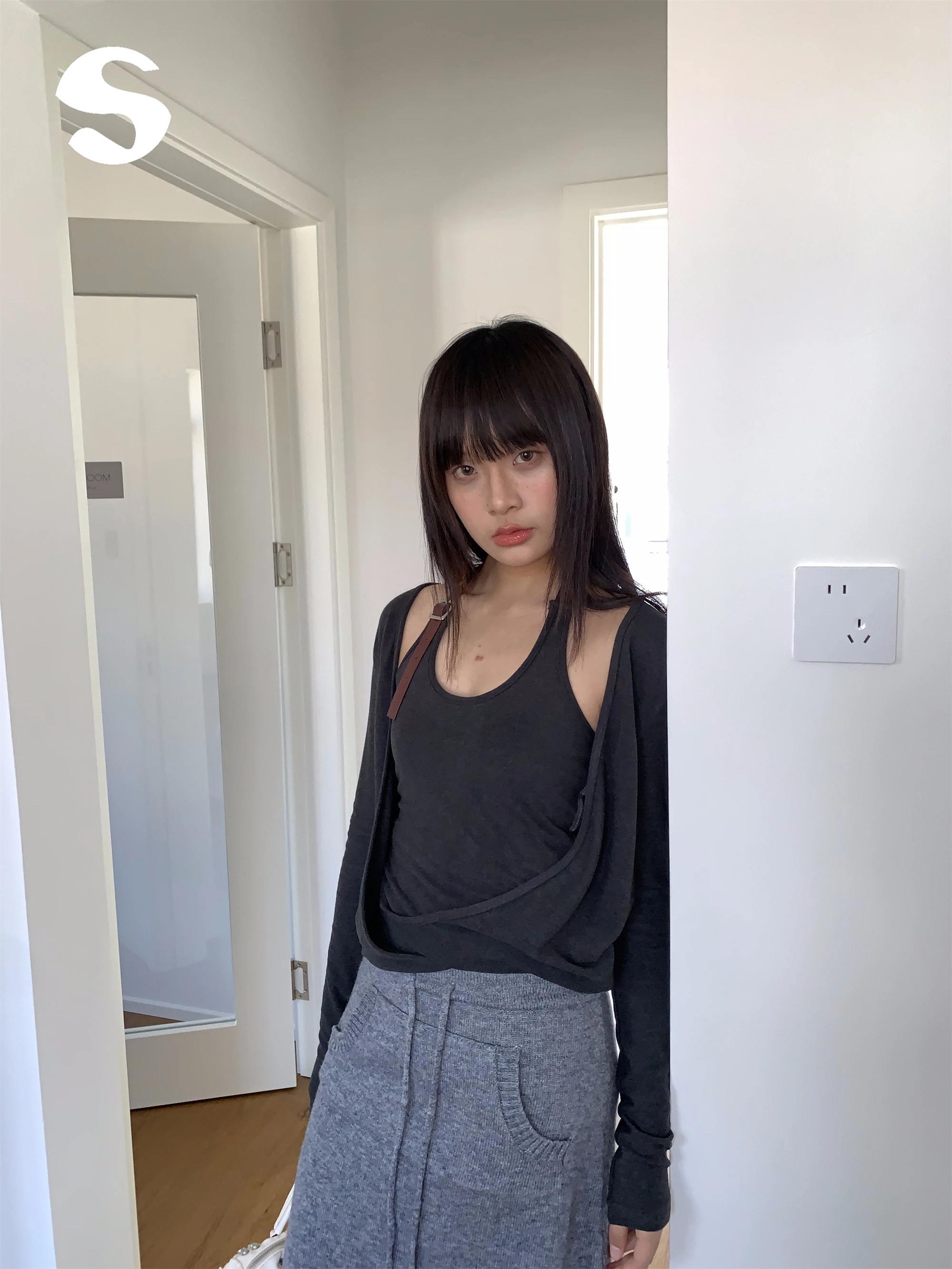 

Женский винтажный вязаный топ с длинным рукавом и U-образным вырезом, универсальный базовый слой с эффектом похудения