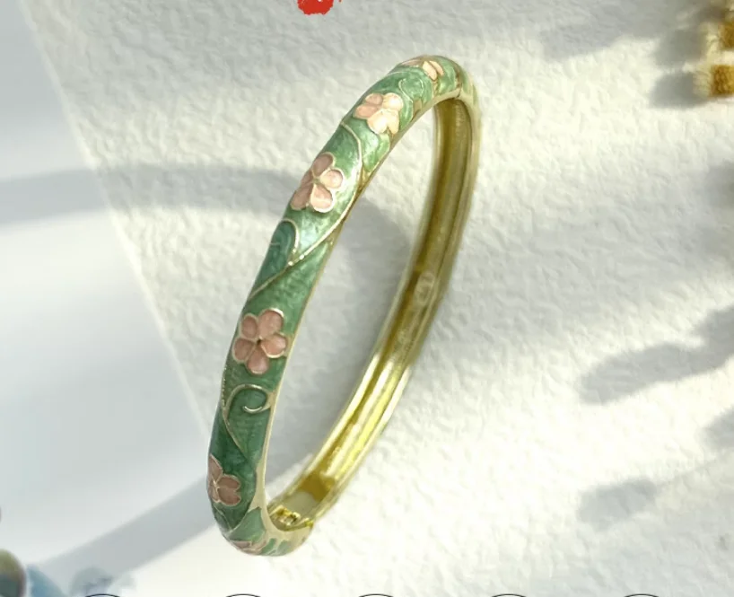 Elegant Cloisonne Enamel Thin Flower Bangle Spring Hinged Cuff Bracelets for Women Chinese Ethnic Traditional Handcrafts Jewelry