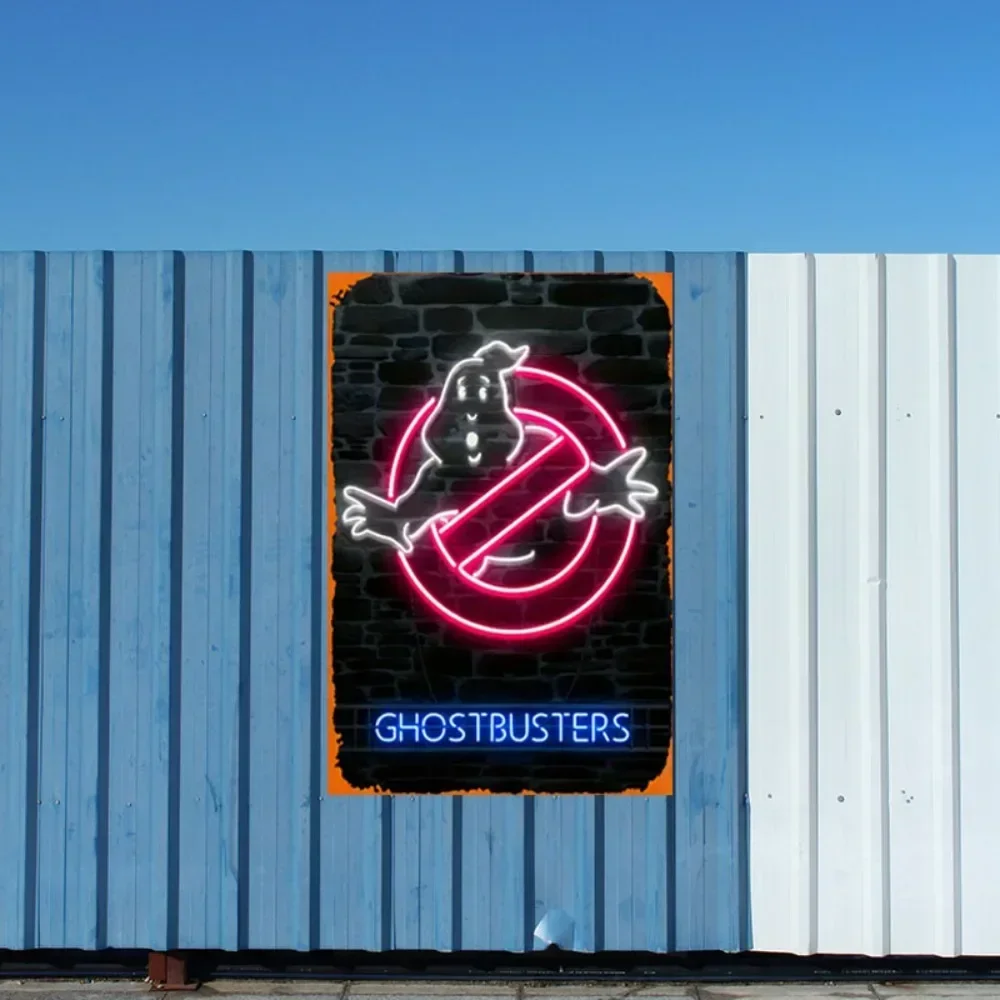 

Retro Glow Wall Decor Plaque for Home Bars, Pubs, Garages & Man Caves | Iconic Movie Memorabilia