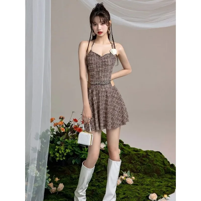 เดรสสั้นทรงเอไลน์ผ้าทวีดสไตล์ - Y2K Backless Halter Mini Dress บทวิจารณ์และราคา