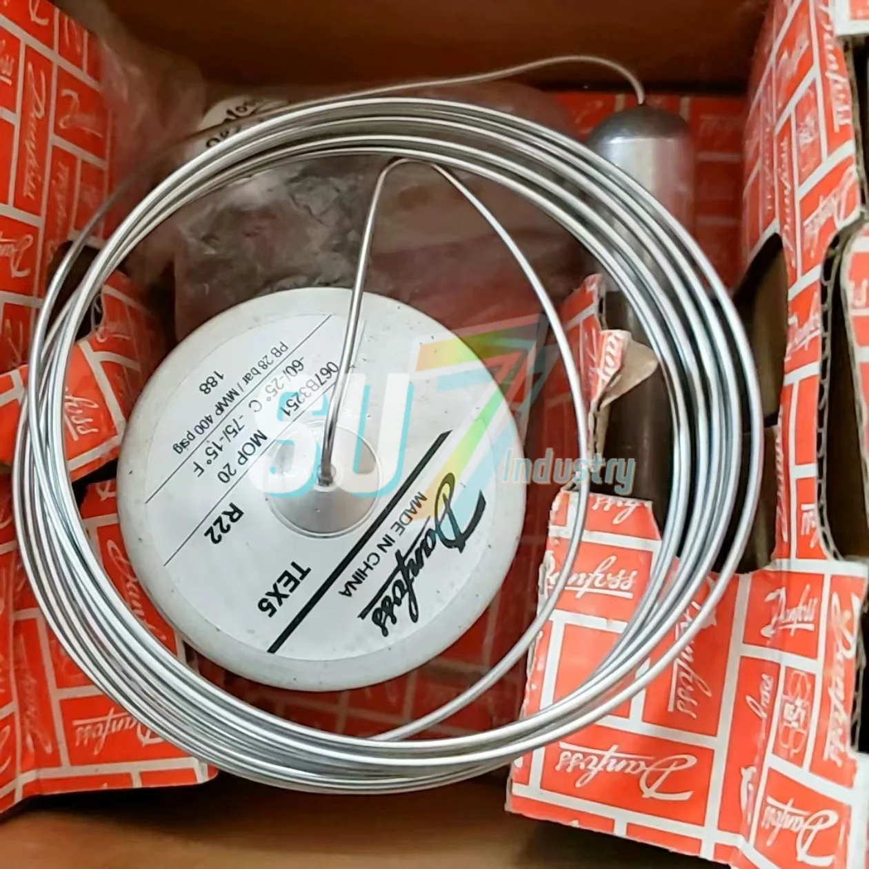 Valvola di espansione 067B3251 068Z3348 Nuovo in scatola