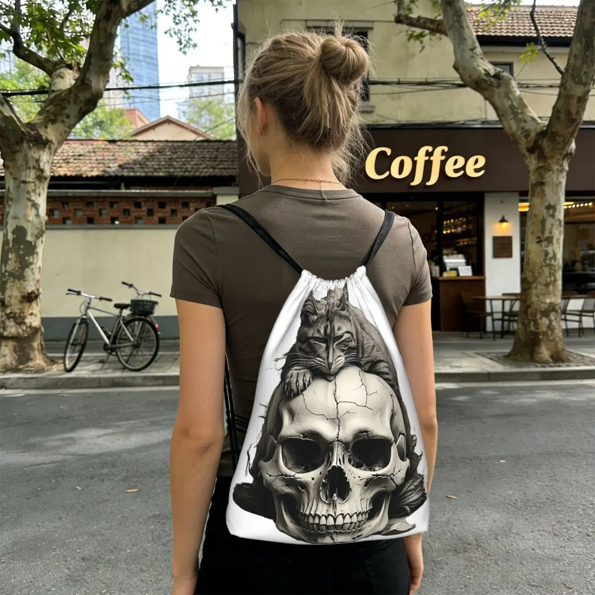 

Gothic Black Cat Stand On Skull Backpacks Casual Drawstring Bundle Pocket Sports Bag Book Bags for Travel Students