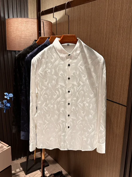 

Ele Silk Long Sve Men's irt High Quali Smooth Silk Spring New Sle Faion Urban Sle Breathable Lightweight