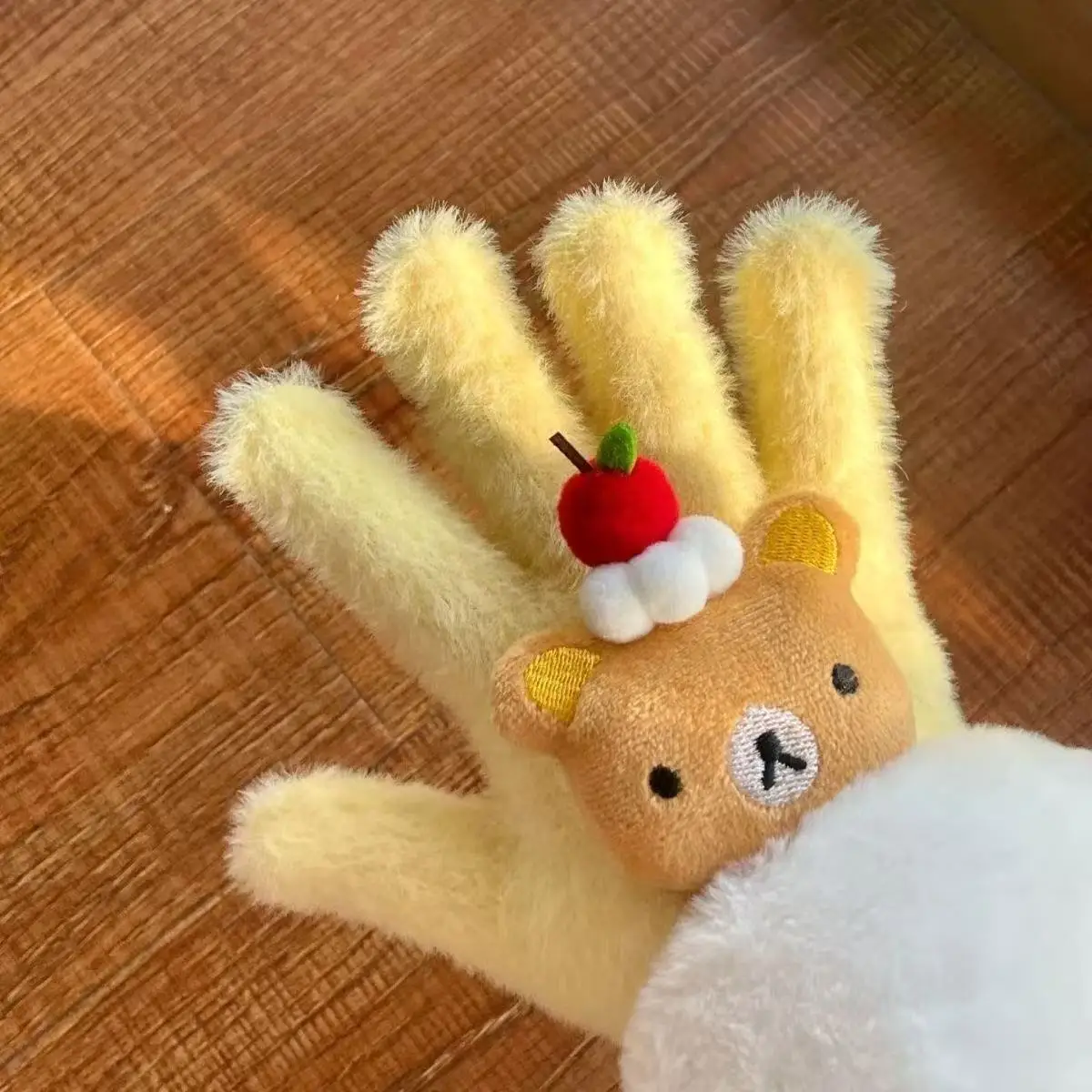 قفازات الكرتون Rilakkuma الكرتون Kawaii طباعة قفازات الاصبع قفازات الشتاء الدافئة الأطفال في الهواء الطلق الدراجات اكسسوارات هدايا عيد الميلاد