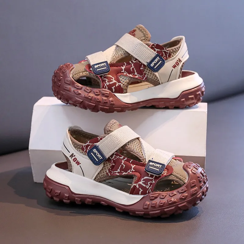 

Children's sandals with closed toe, hollow-out mesh surface, soft-soled anti-slip sports shoes, new summer style 2025, casual sh