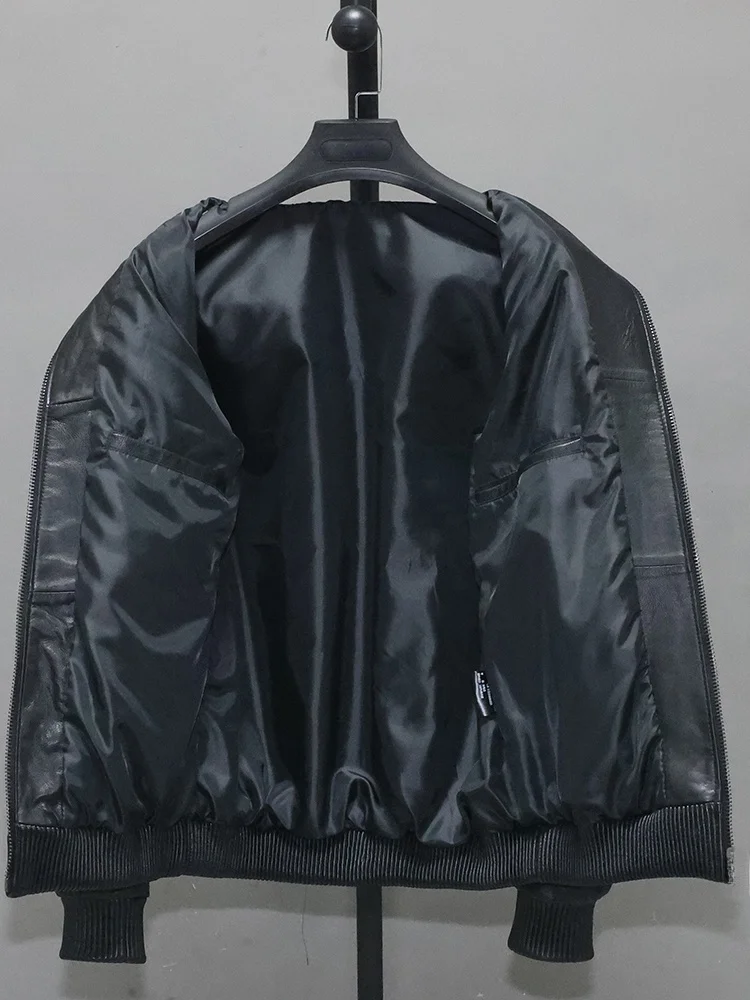 Jaqueta de Couro de Ovelha de Primeira Camada Macia Feminina Slim Fit Casual Esportiva Corta-Vento com Zíper