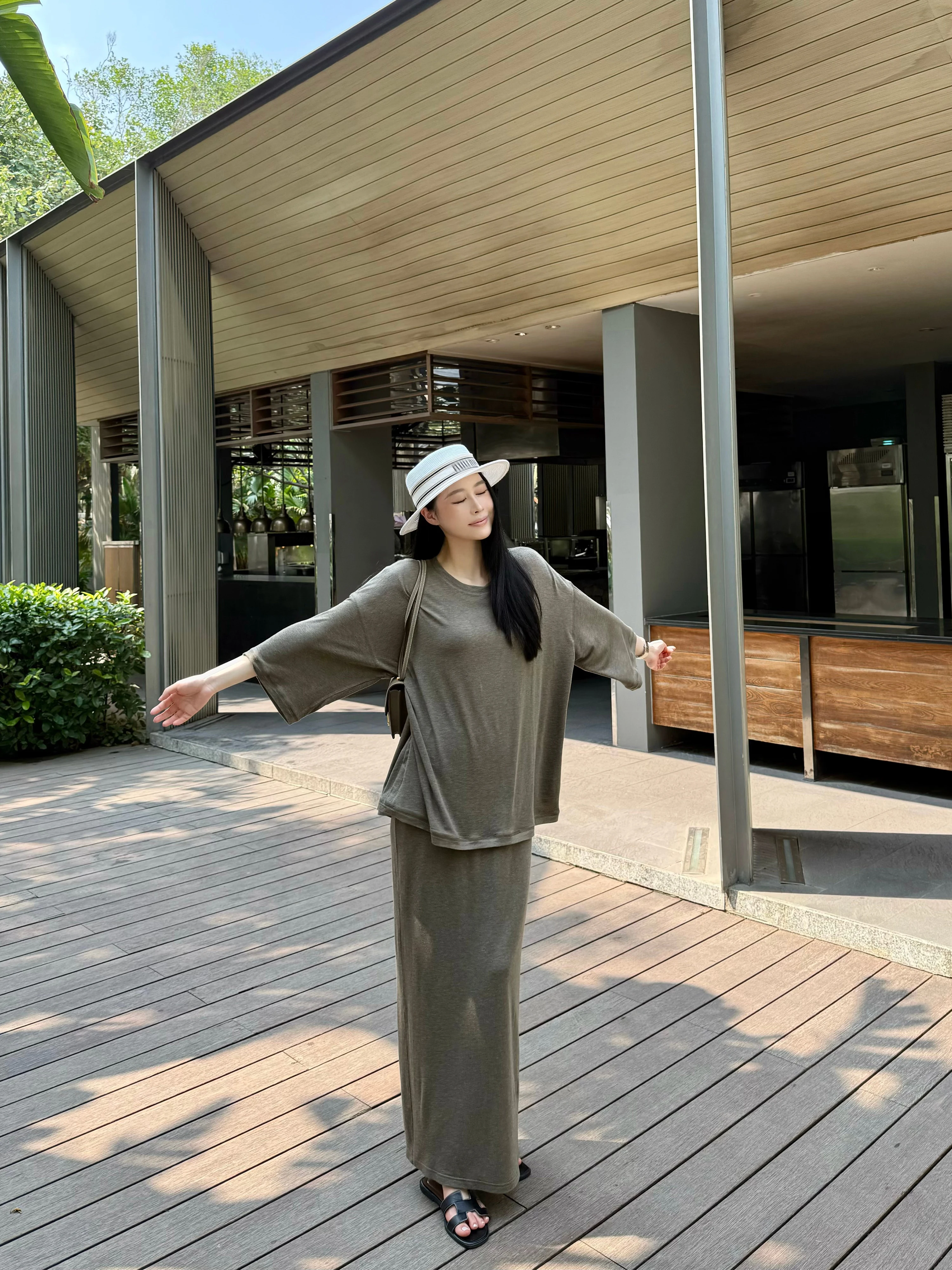 ZhouMiao Cashmere Blend Loose Comfortable T-Shirt Half Skirt Casual Lazy Women's Set Soft Breathable H-Shape Elastic Waist