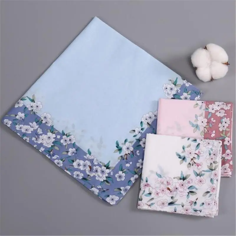 62KD Soft Cotton Women's Handkerchief Gentle Skin Friendly in Fashionable Color
