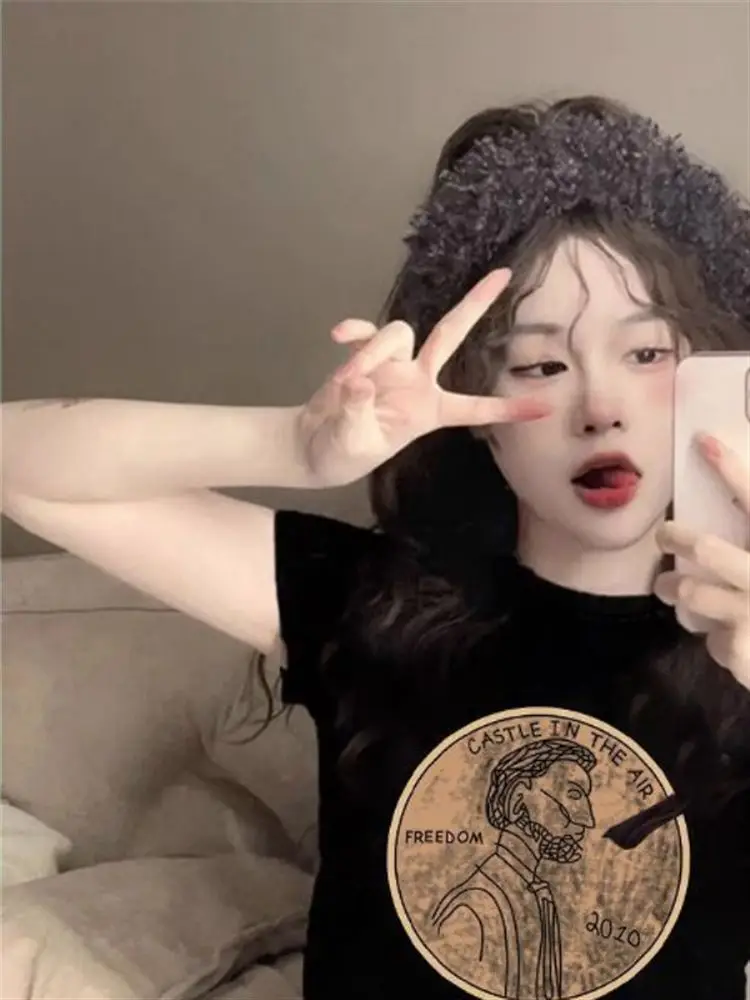 Doce e picante ort sve ort camiseta feminina verão 2024 fino ajuste na moda versátil oulder nível topo ins sle algodão