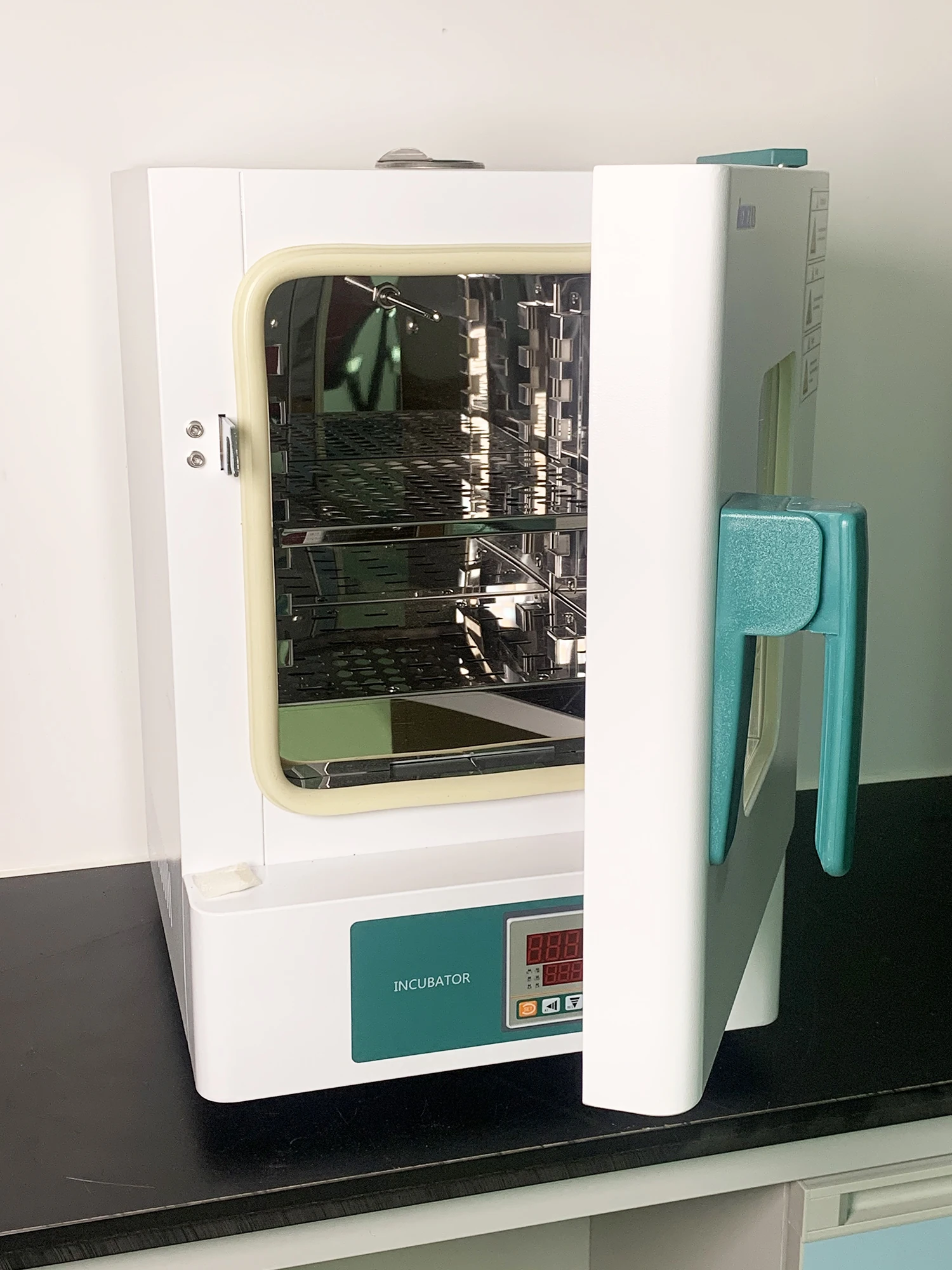 CHKJ-2025NEWIKEME 新入荷 18L ミニ微生物培養器 定温 実験室用 卓上型 電気恒温器