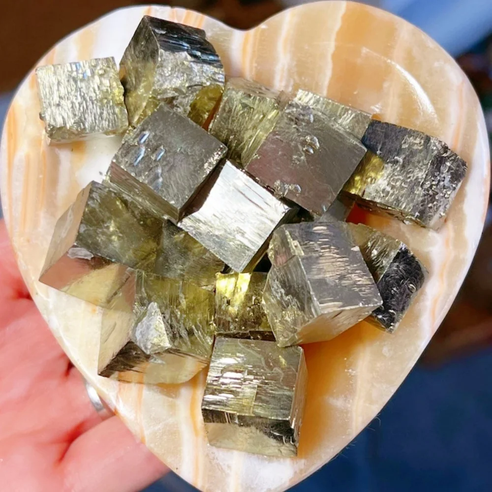 Cubes de Pyrite Naturelle Espagnole, Spécimens Minéraux de Forme Naturelle, Idéaux pour Articles de Collection, Décorations de Fêtes et Cadeaux