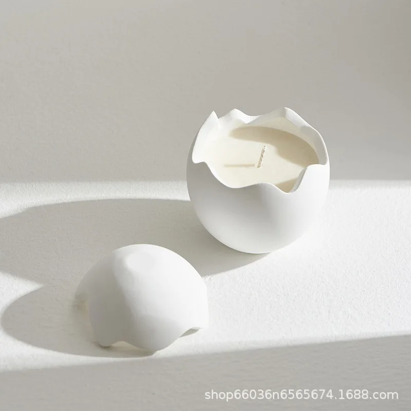 Eggshell scented candle cup handmade irregular egg-shaped scented candle soybean wax girls niche souvenir rose