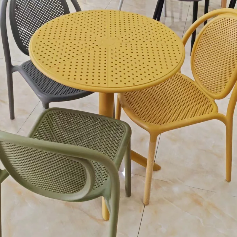 

Creative plastic round table coffee shop milk tea shop leisure room negotiation table garden balcony leisure table wholesale