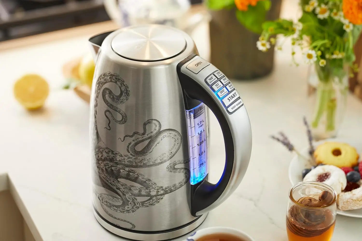 Caskata PerfecTemp 1.7-Liter Capacity, Cordless 1500-Watts for Fast Heat Up, Stay Cool Non-Slip Handle CPK-17P1CK