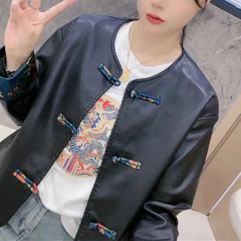 Jaet de cuero PU con botones Retro para mujer, prendas de vestir exteriores adelgazantes de otoño, estampado holgado, cuero de espera