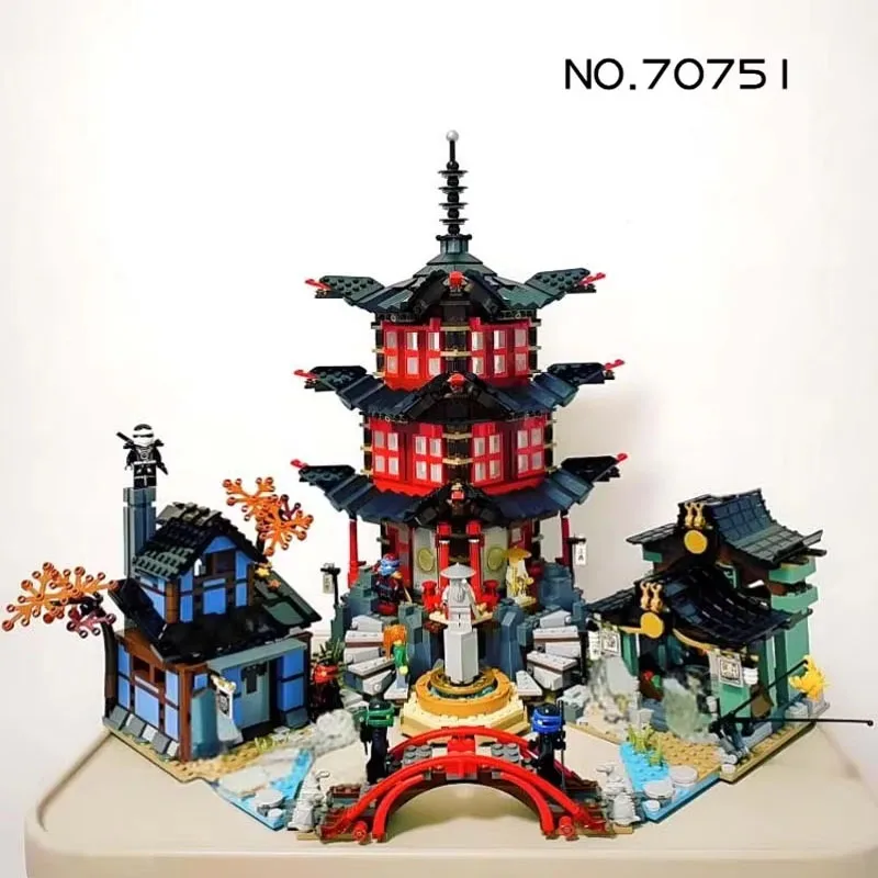 

2028PCS Compatible 06022 70751 Classics MOC Temple Building Blocks Building Blocks Christmas Birthday Toys Gifts
