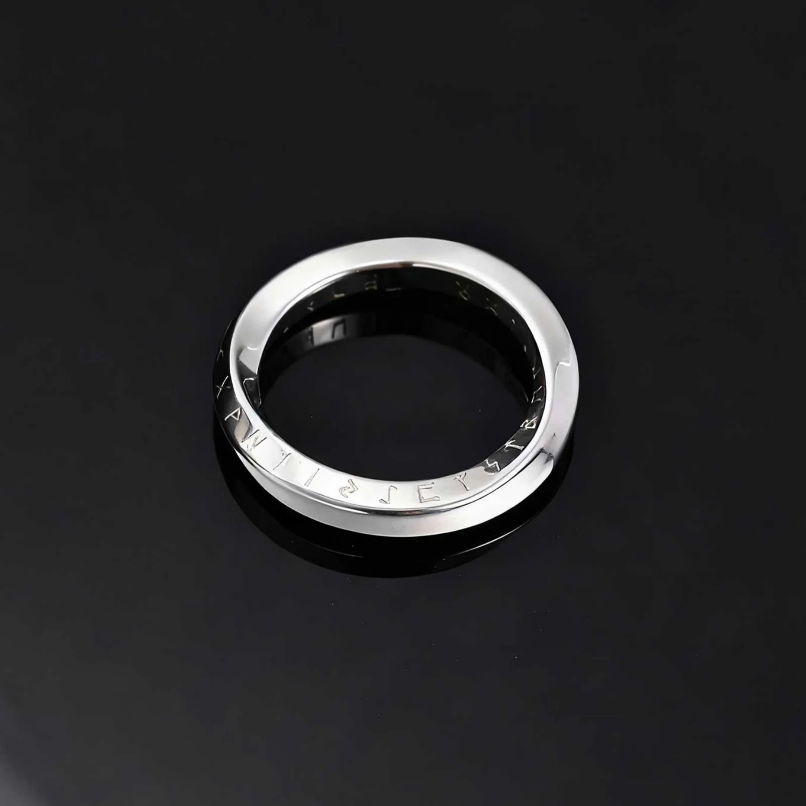 Vintage Viking Rune Symbol Mobius Ring for Men, Geometric Twisted Stainless Steel Rings, Fashion Finger Jewelry Size 7-12 view 2