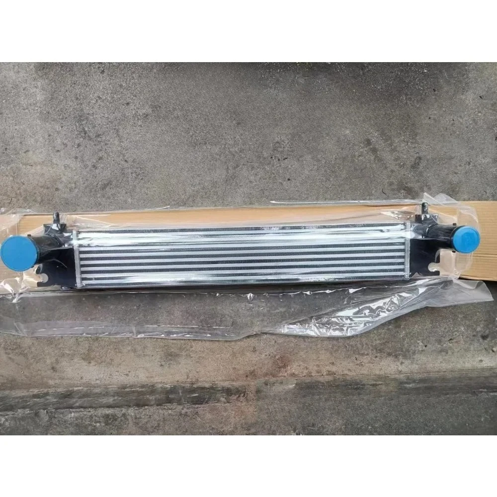 

S401020-0100 1119010-AP01 Модели интеркулера CHANGAN CS95 в сборе 2019-2023 гг.