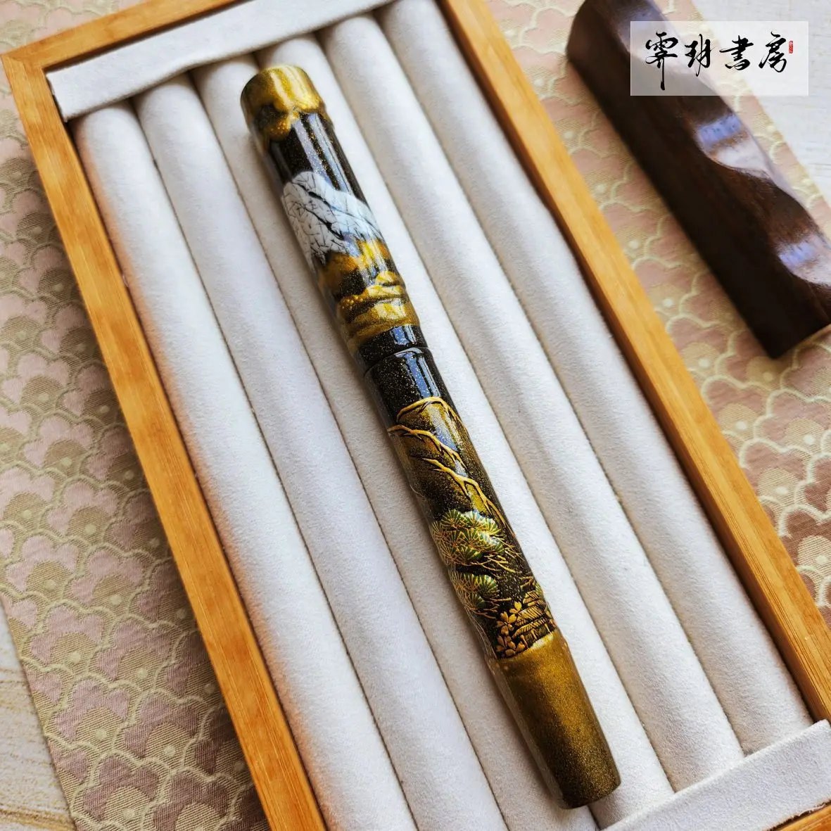 Snow Mountain Chinese Retro Traditional National Style Hand-painted Raw Lacquer Meat High-maki Painted Lacquer Fountain Pen