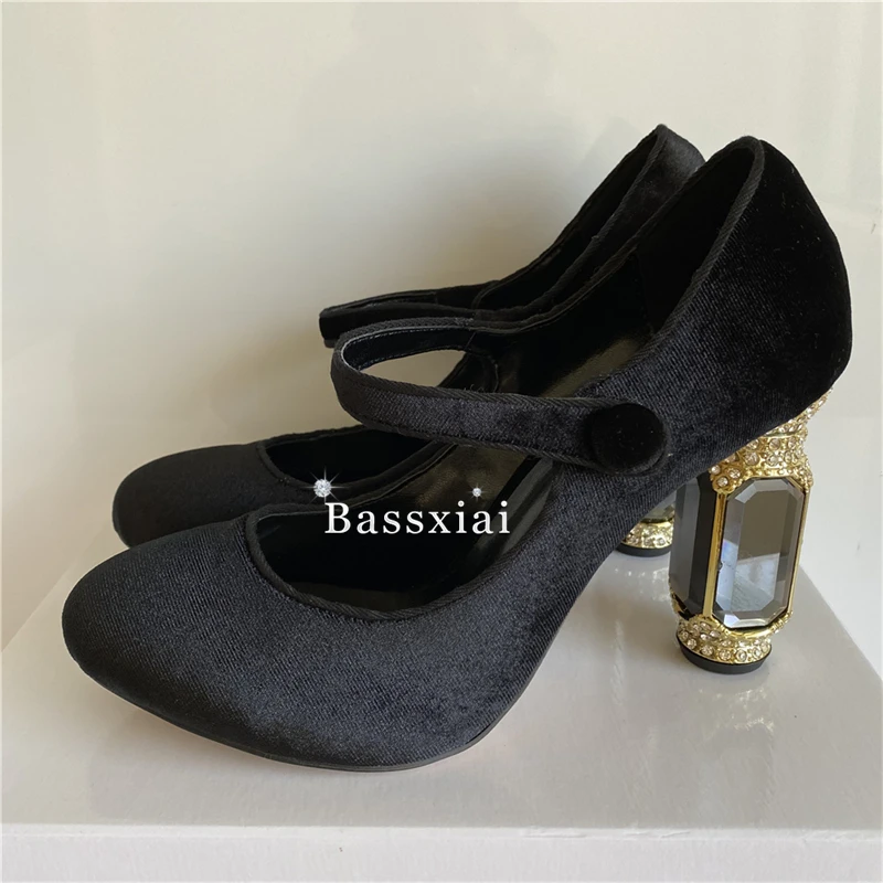 Luxury Velvet Round Toe T-Strap Women Pumps Side Fretwork Jeweled Crystal Diamond High Heel Banquet Shoes For Girls