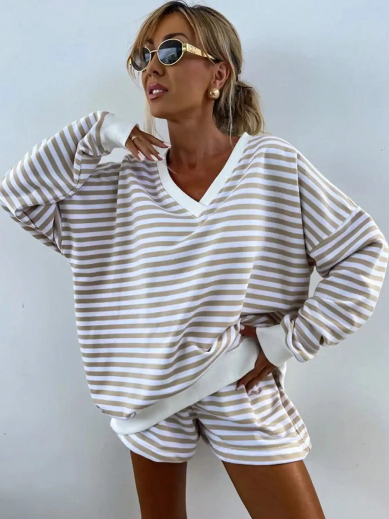 

Women Striped Long Sleeve Top & Shorts, Loose Printed Color Block Pajama Set, Casual Loungewear Outfit, Fall Clothes