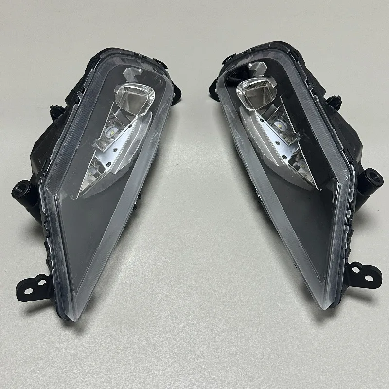 31434667 31434666 Światło przeciwmgielne LED, światło przeciwmgielne w przednim zderzaku, zespół światła kierunkowskazu, pasuje do VOLVO S90L XC60